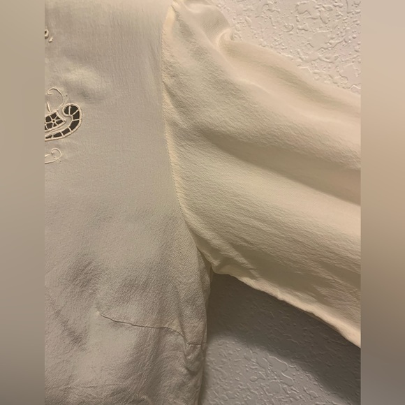 100% Silk Hand Embroidered Vintage Blouse Size Small 60s - Picture 9 of 11